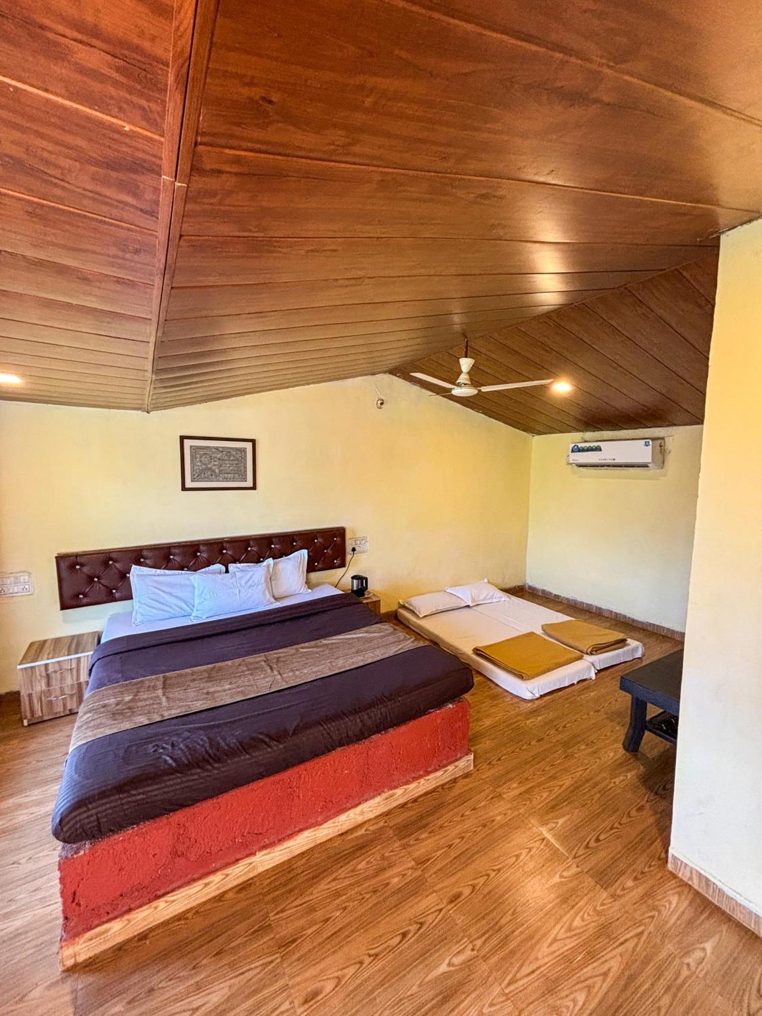 Mysticstays Resort Wai エクステリア 写真